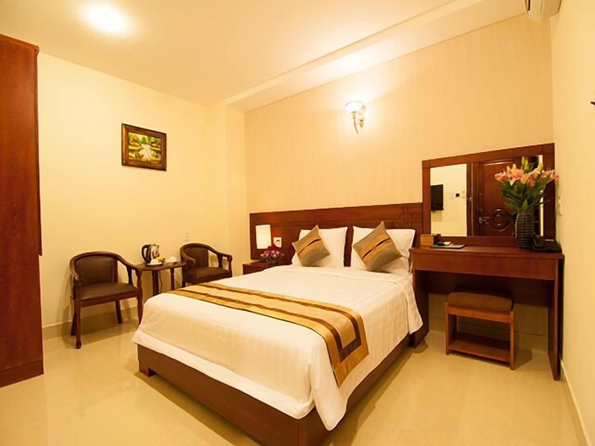 Valentine Hotel Saigon - Bui Vien Street Ho Chi Minh-staden Exteriör bild
