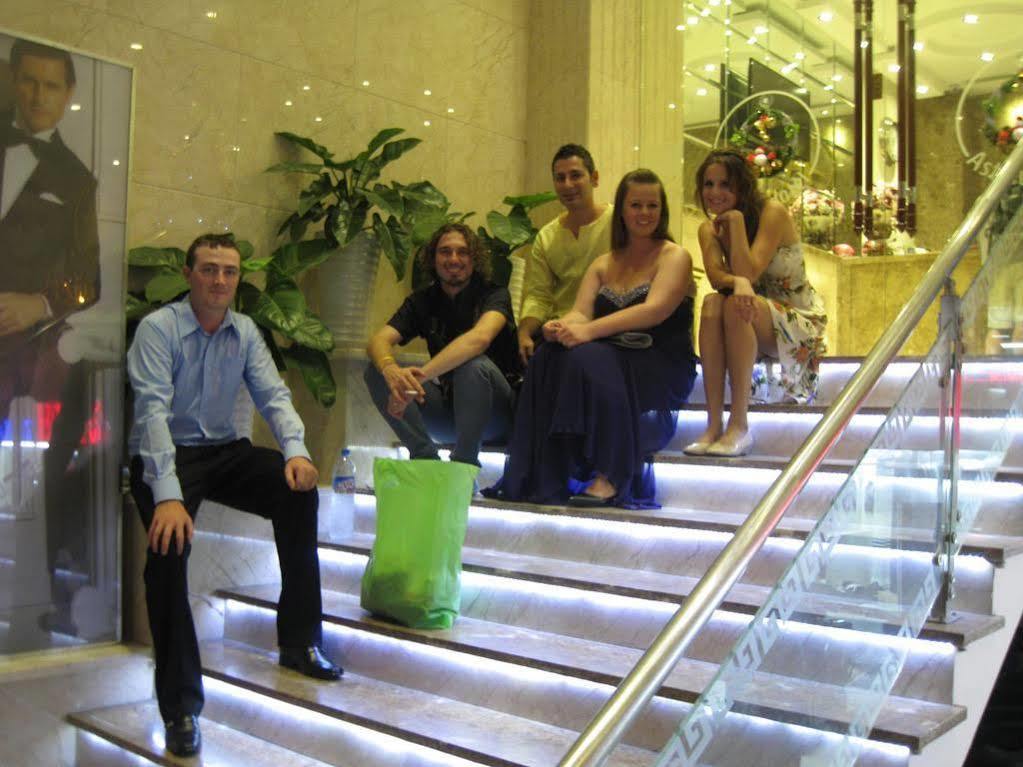 Valentine Hotel Saigon - Bui Vien Street Ho Chi Minh-staden Exteriör bild